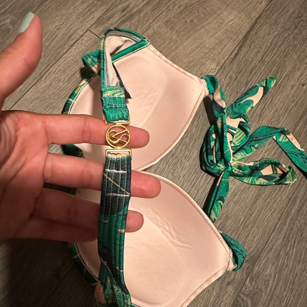 💚Victoria Secret Swim Set 💚 - Picture 10 of 16
